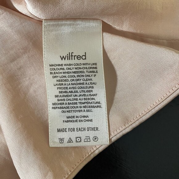 Aritzia Wilfred Verso Camisole Size Small Silky Satin Cropped Ruched Top V Neck - Picture 8 of 12